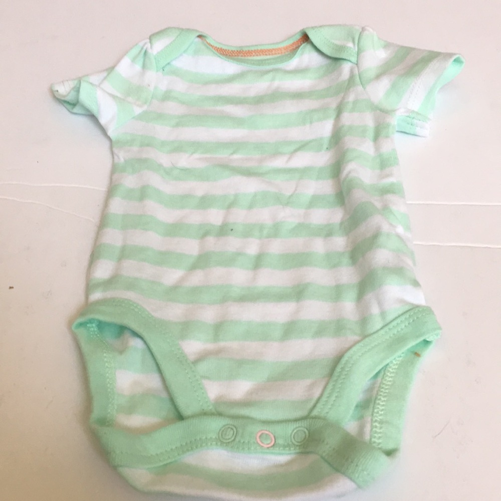 infant cloud island onesie 0-3 months nwot